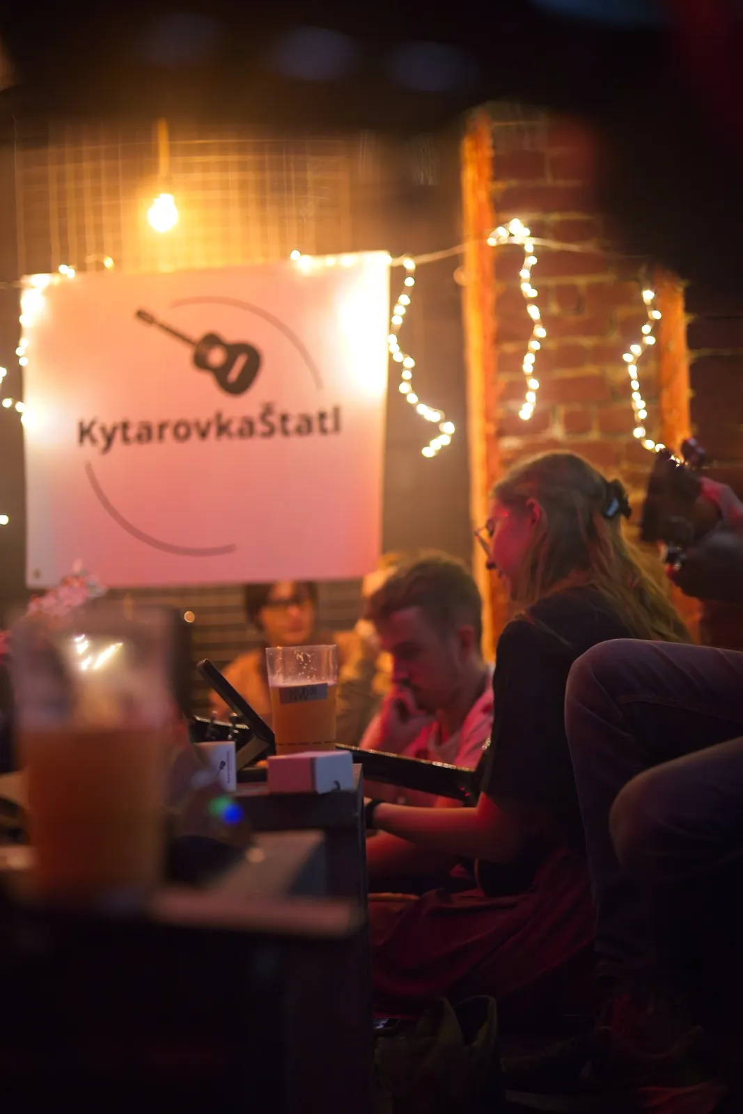 Photo 7 of 9 from KytarovkaStatl - Artbar